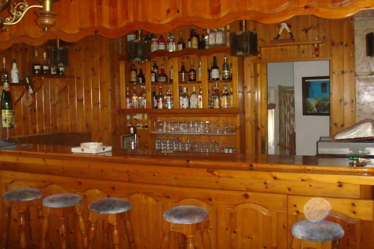 卡里斯酒店 科斯镇 外观 照片